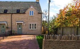 Jubilee Mews
